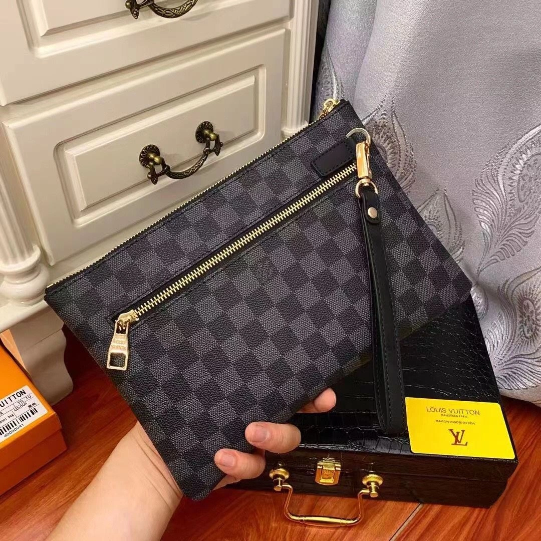 Mens Louis Vuitton Clutch Bags WaterResistant 92758