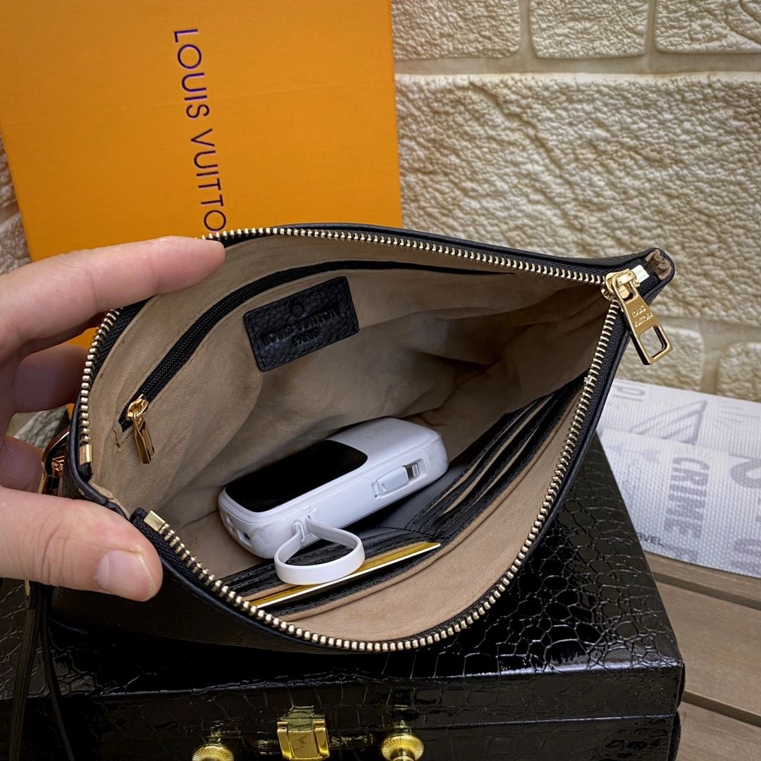 Mens Louis Vuitton Clutch Bags Classic 92756