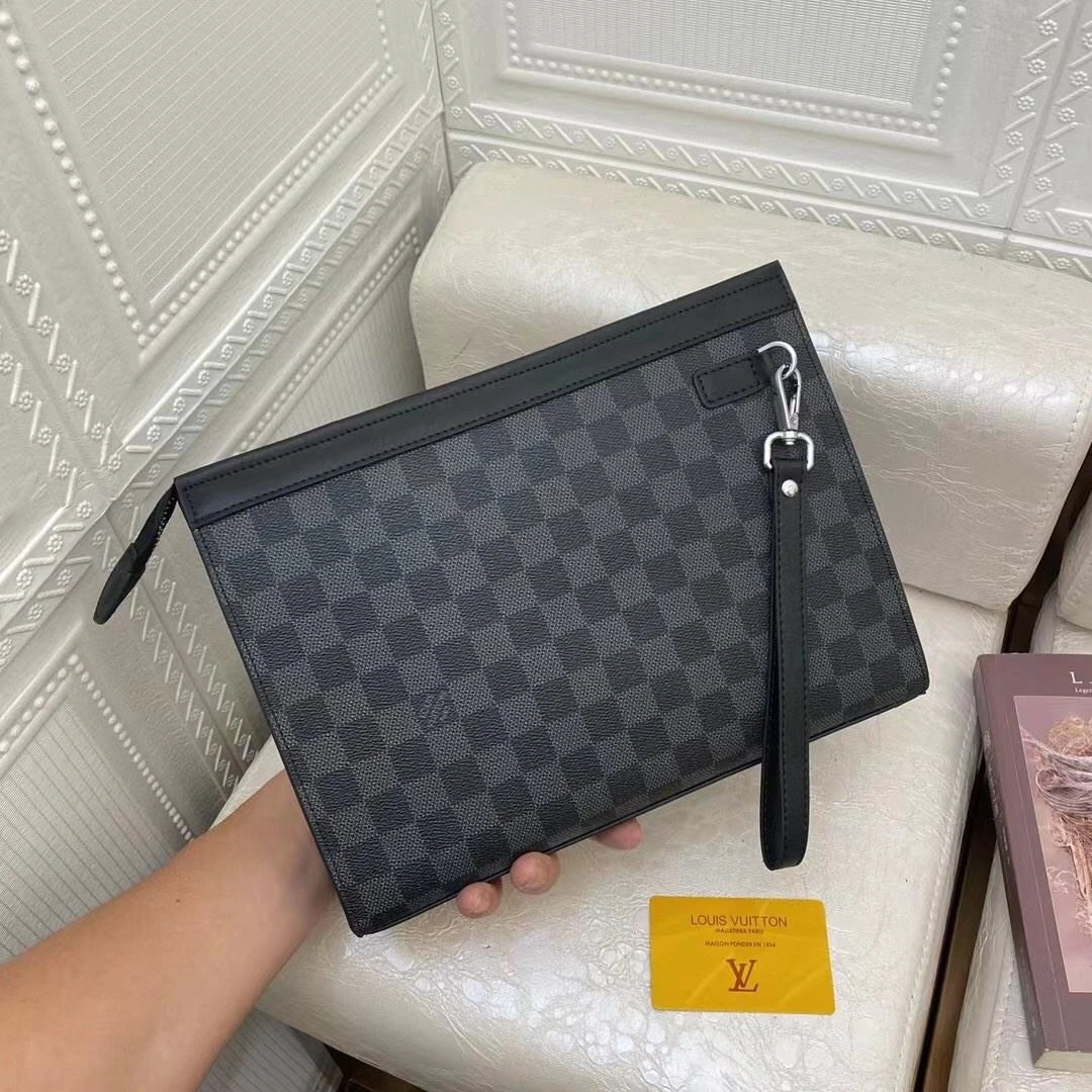 Mens Louis Vuitton Clutch Bags Functional 92751