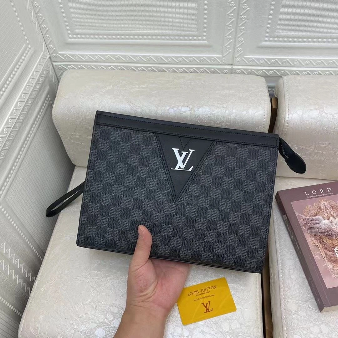 Mens Louis Vuitton Clutch Bags Functional 92751