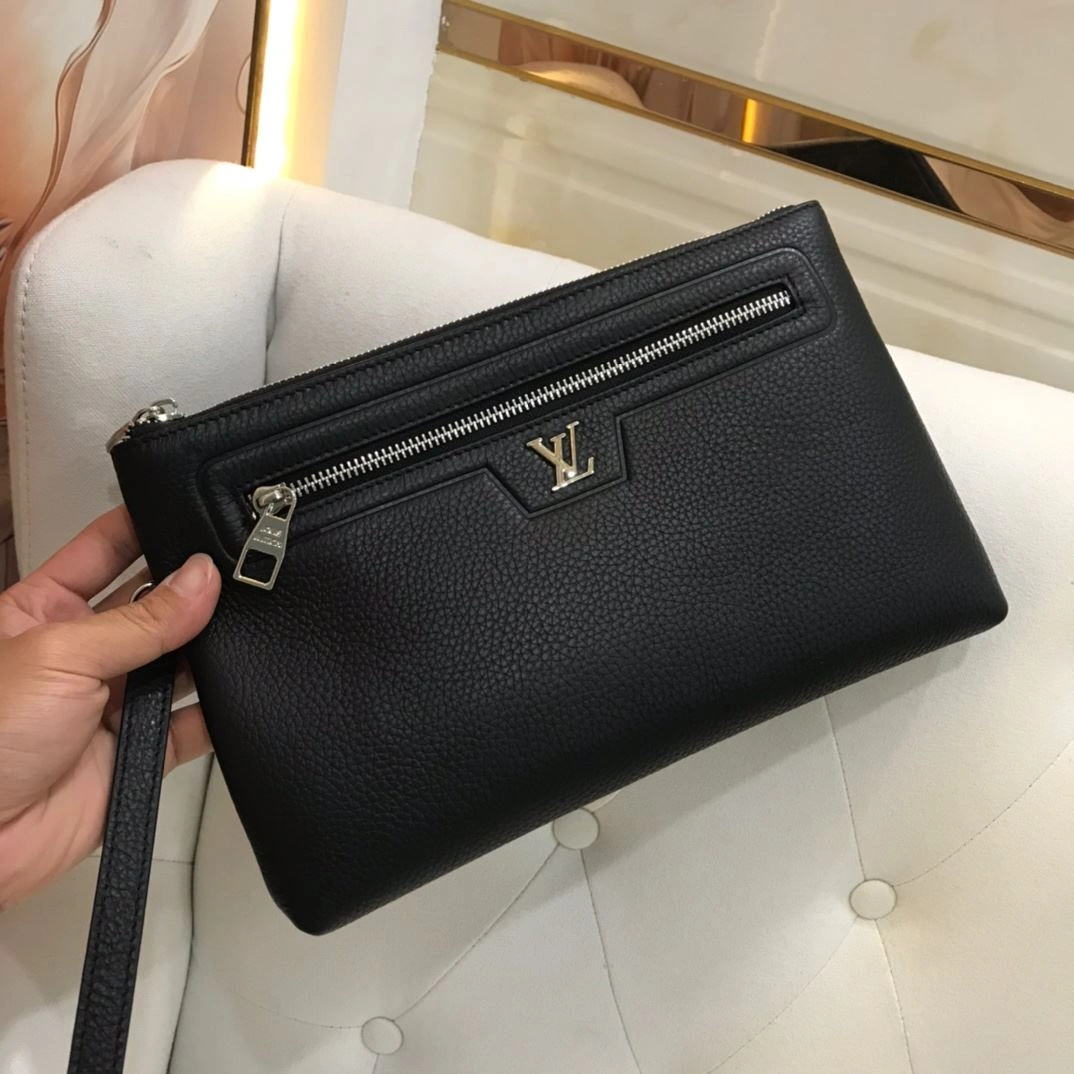Tailored Mens Louis Vuitton Clutch Bags 92747