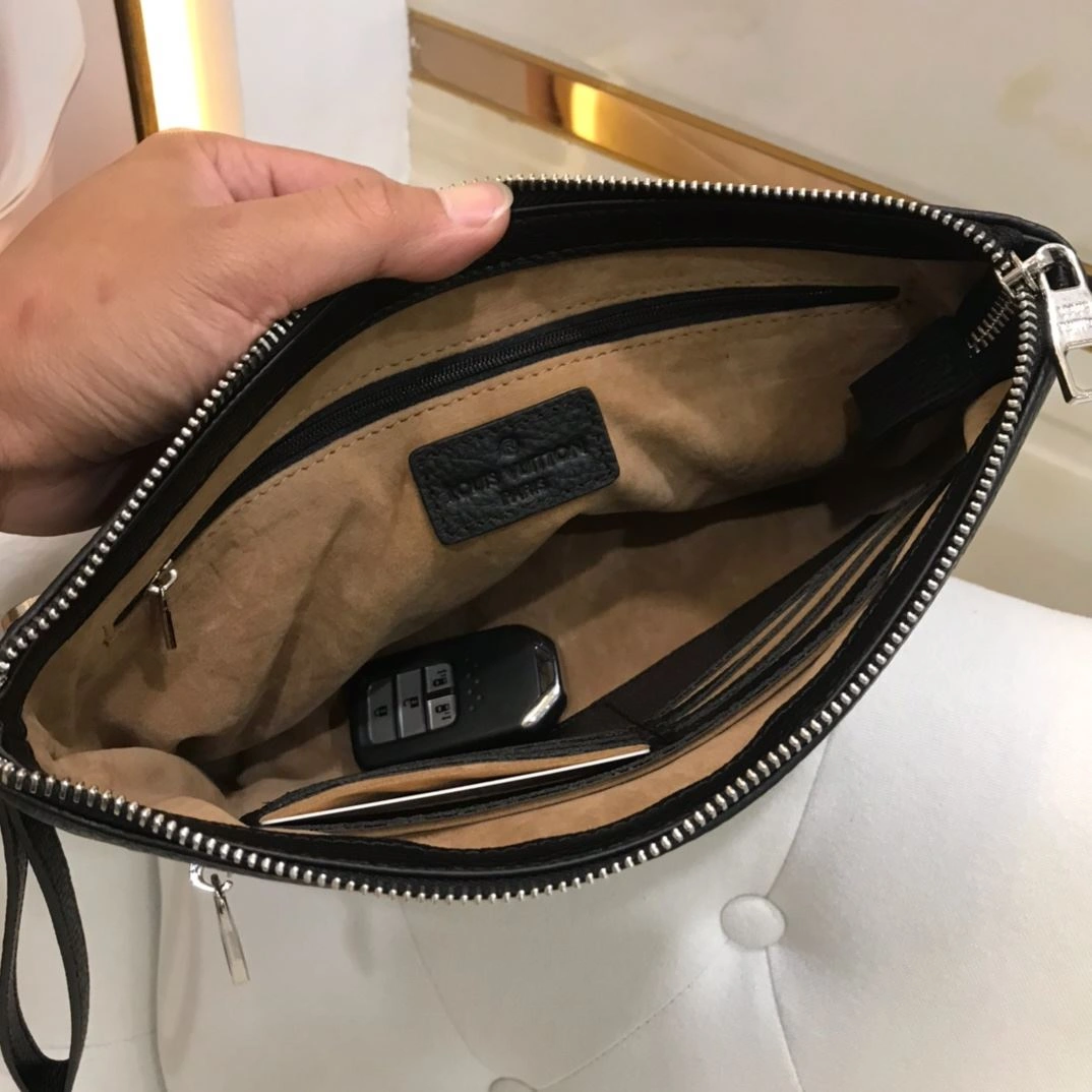Tailored Mens Louis Vuitton Clutch Bags 92747