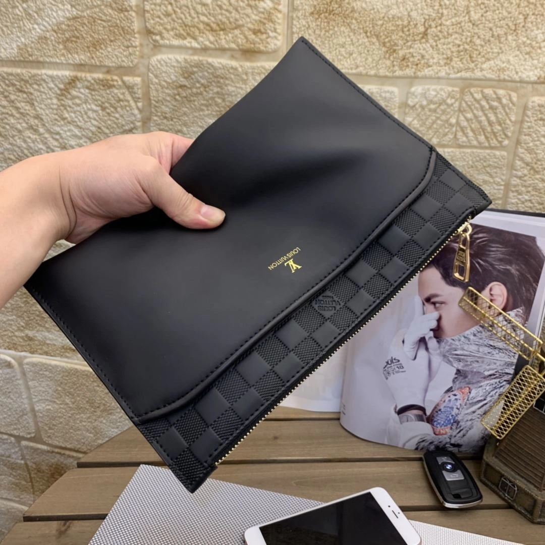 Sophisticated Mens Louis Vuitton Clutch Bags 92771