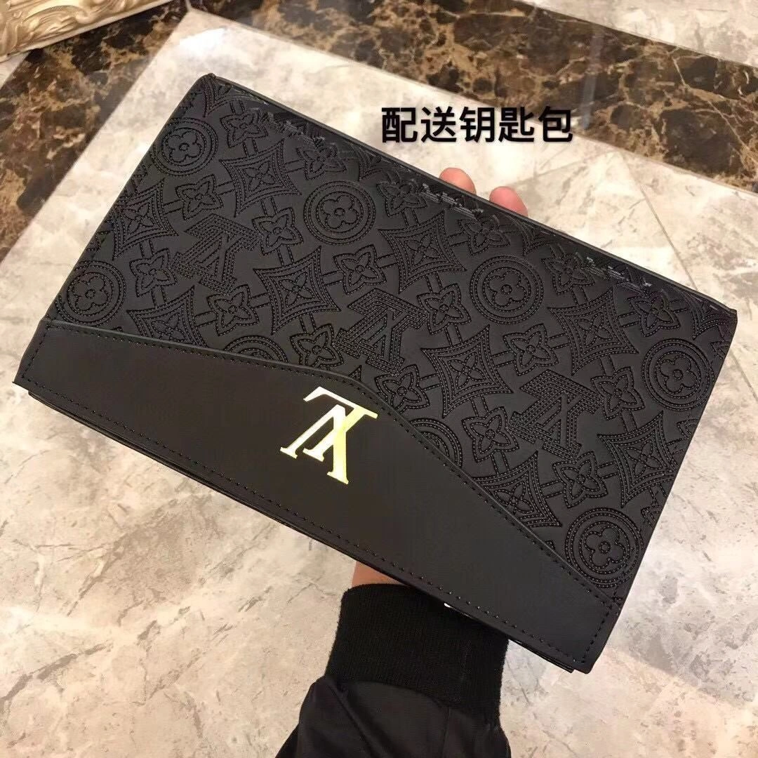 Mens Louis Vuitton Clutch Bags TimelessDesign 92739