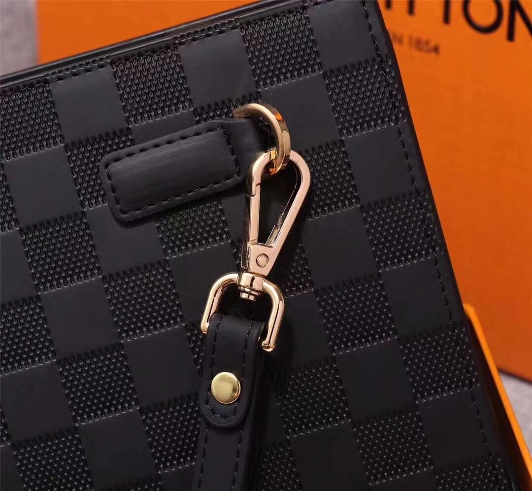SportInspired Mens Louis Vuitton Clutch Bags 92740