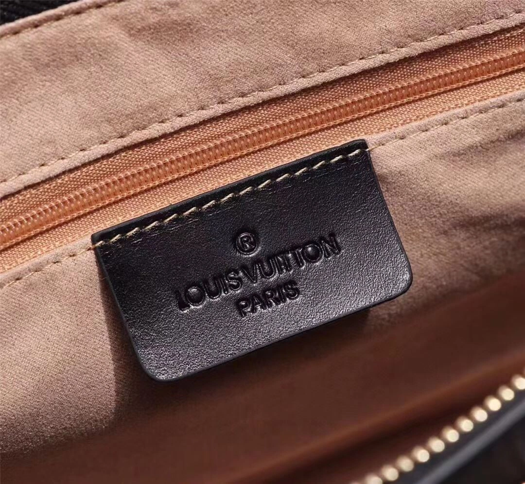SportInspired Mens Louis Vuitton Clutch Bags 92740