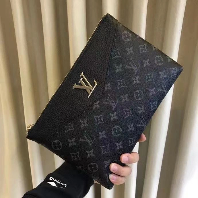 Snug Mens Louis Vuitton Clutch Bags 92738