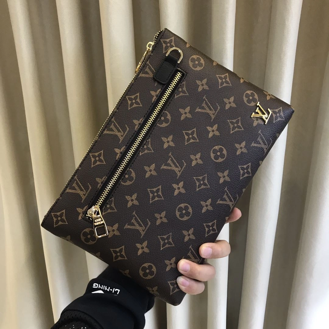 Mens Louis Vuitton Clutch Bags DailyWear 92737