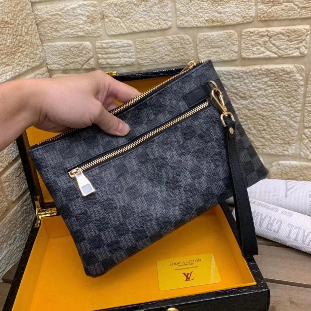 Mens Louis Vuitton Clutch Bags FreshLook 92770