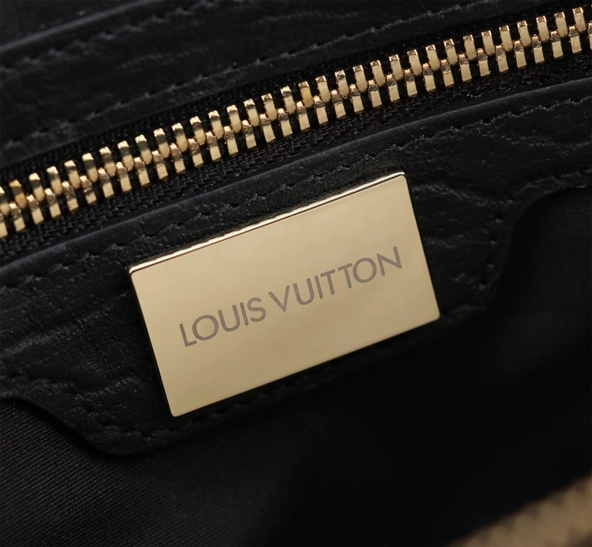 Bright Mens Louis Vuitton Clutch Bags 92735