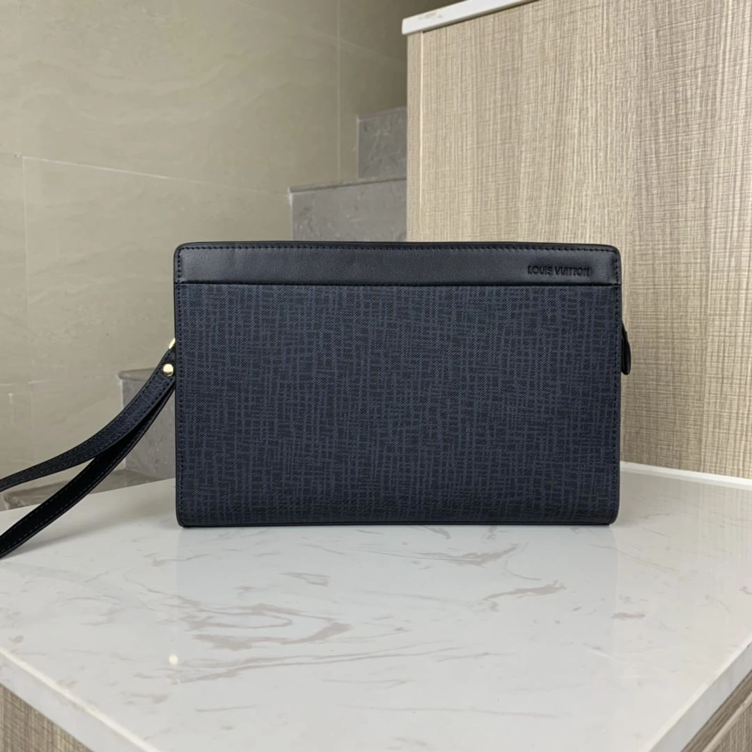 Comfortable Mens Louis Vuitton Clutch Bags 92732