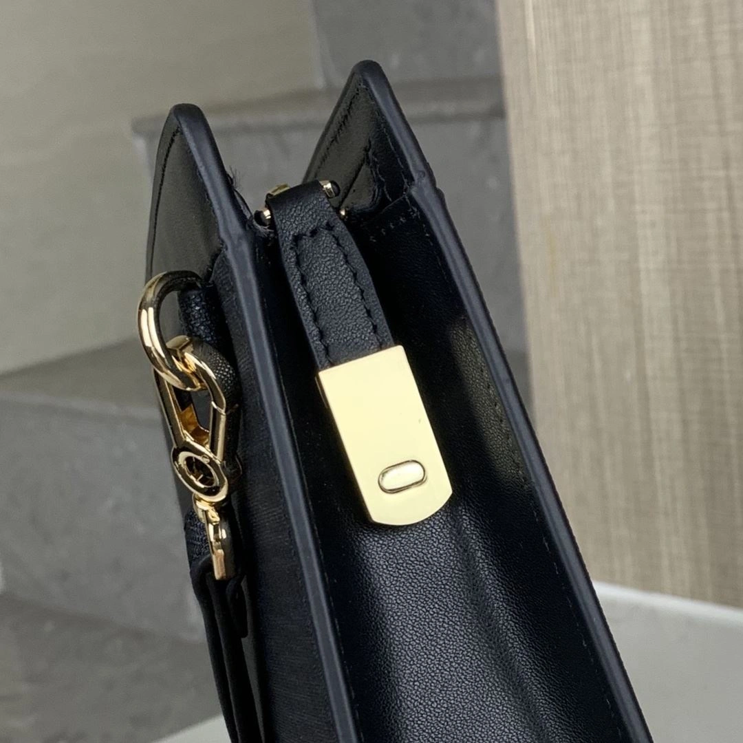 Comfortable Mens Louis Vuitton Clutch Bags 92732