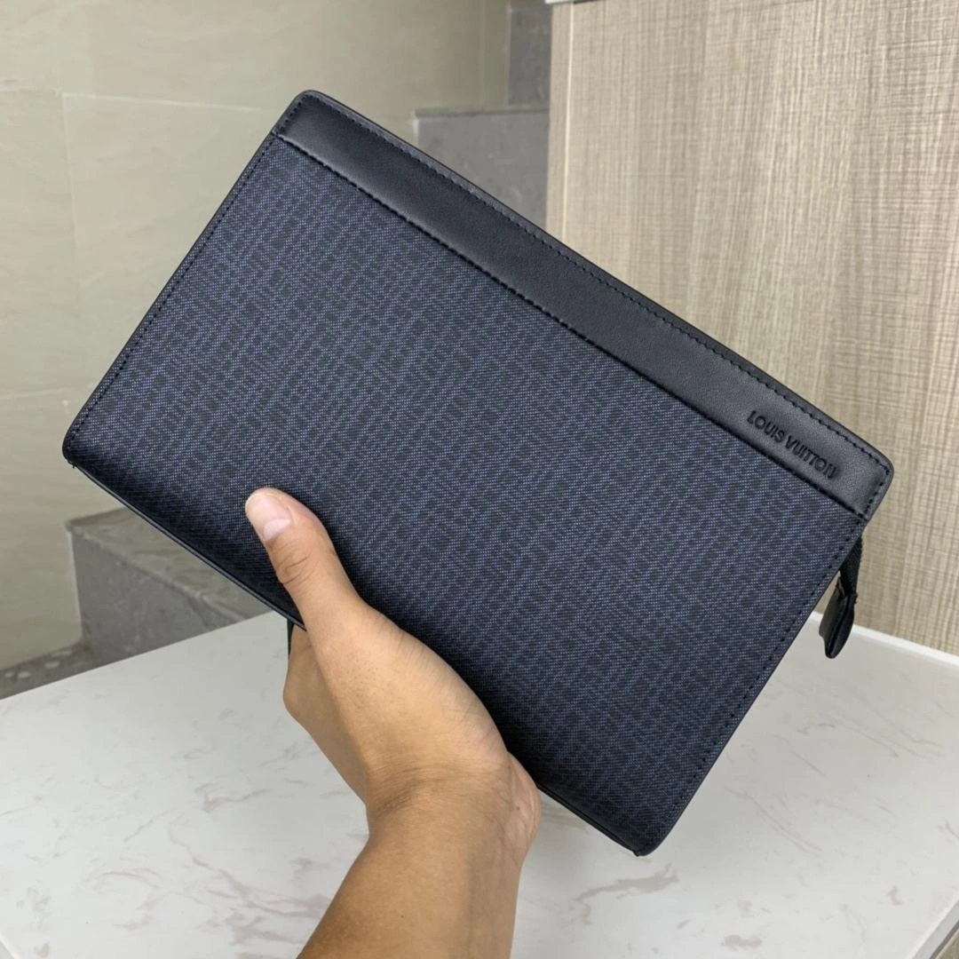 Comfortable Mens Louis Vuitton Clutch Bags 92732