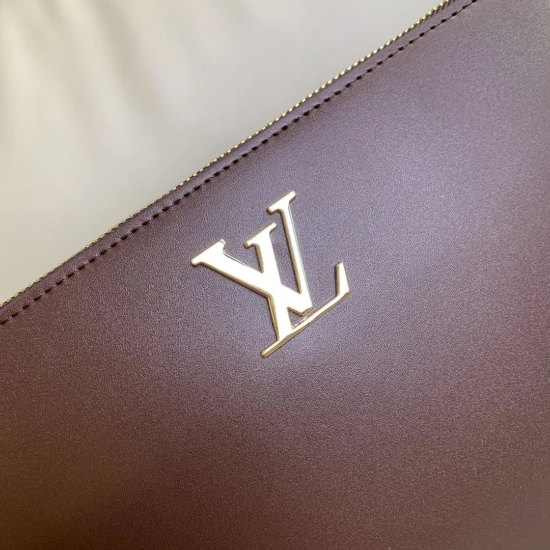 Mens Louis Vuitton Clutch Bags TechFriendly 92729