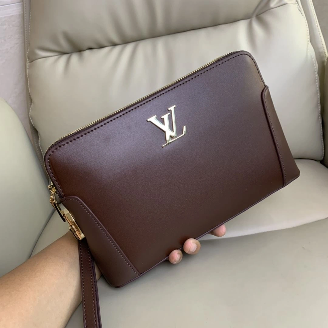Mens Louis Vuitton Clutch Bags TechFriendly 92729