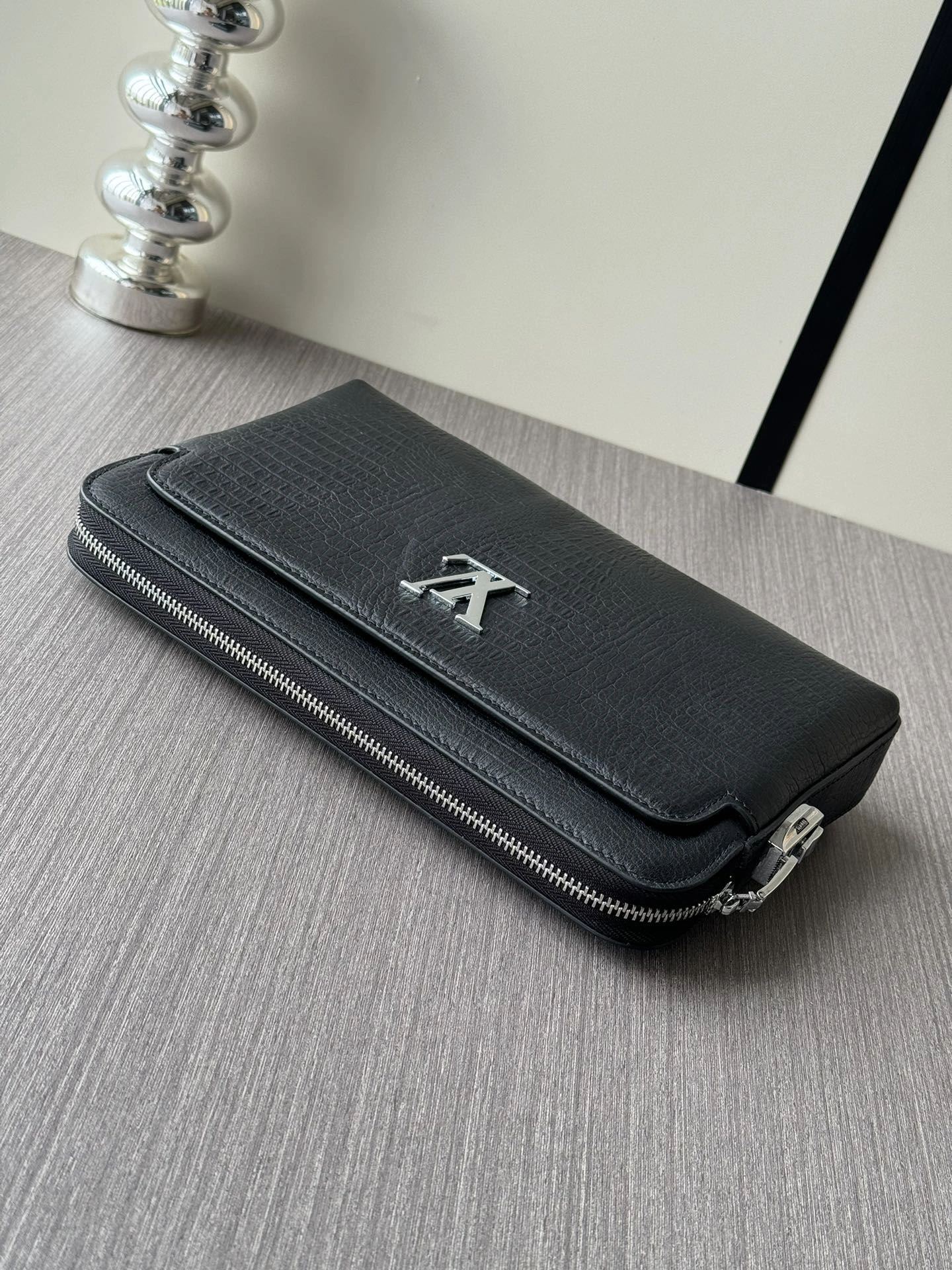 Mens Louis Vuitton Clutch Bags OdorResistant 92730