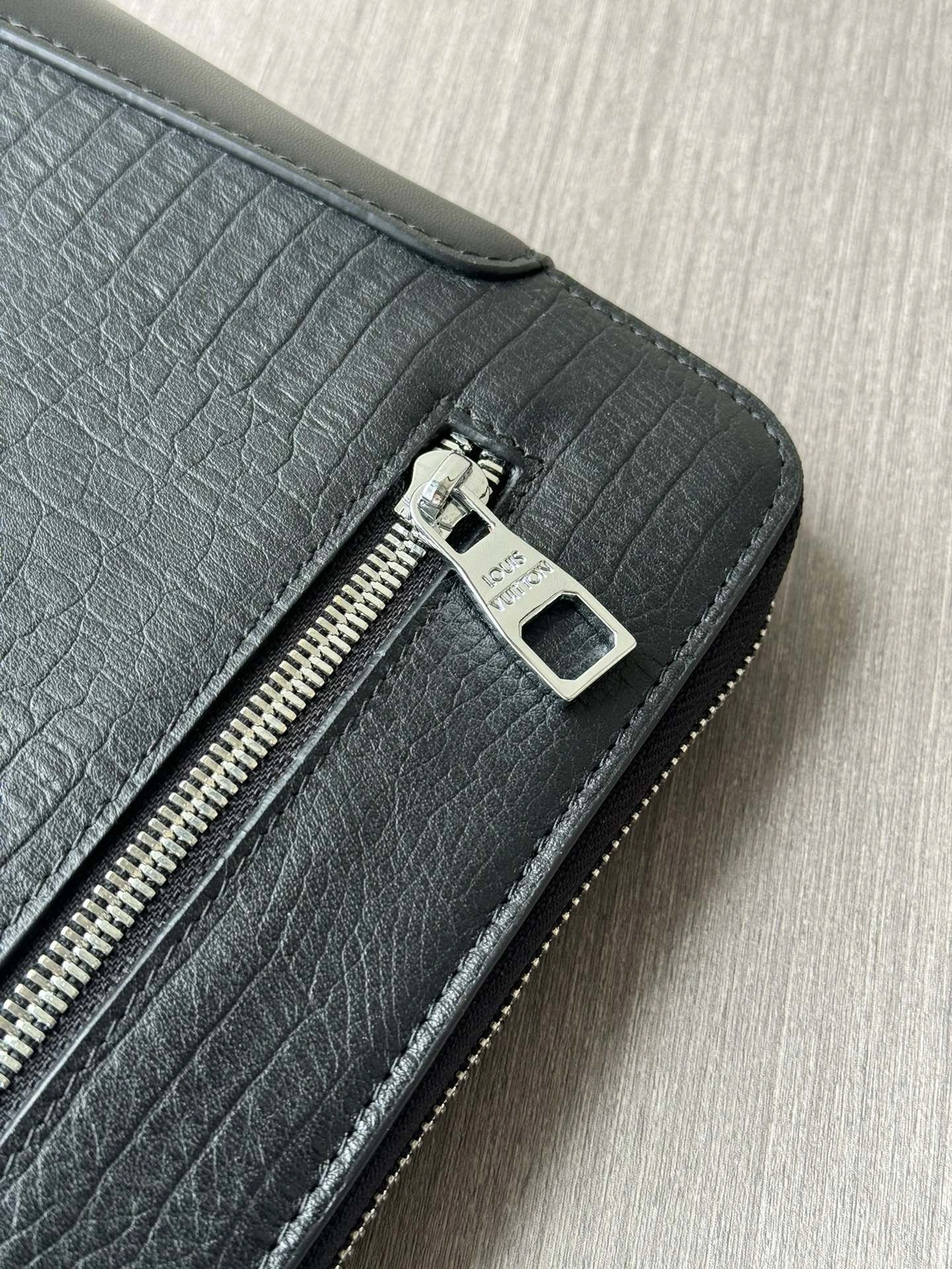 Mens Louis Vuitton Clutch Bags Neat 92728