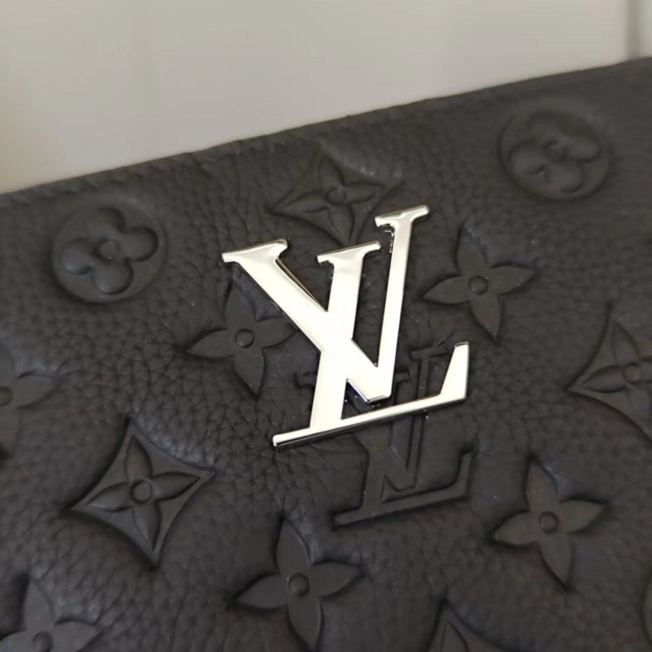 ComfortFit Mens Louis Vuitton Clutch Bags 92711