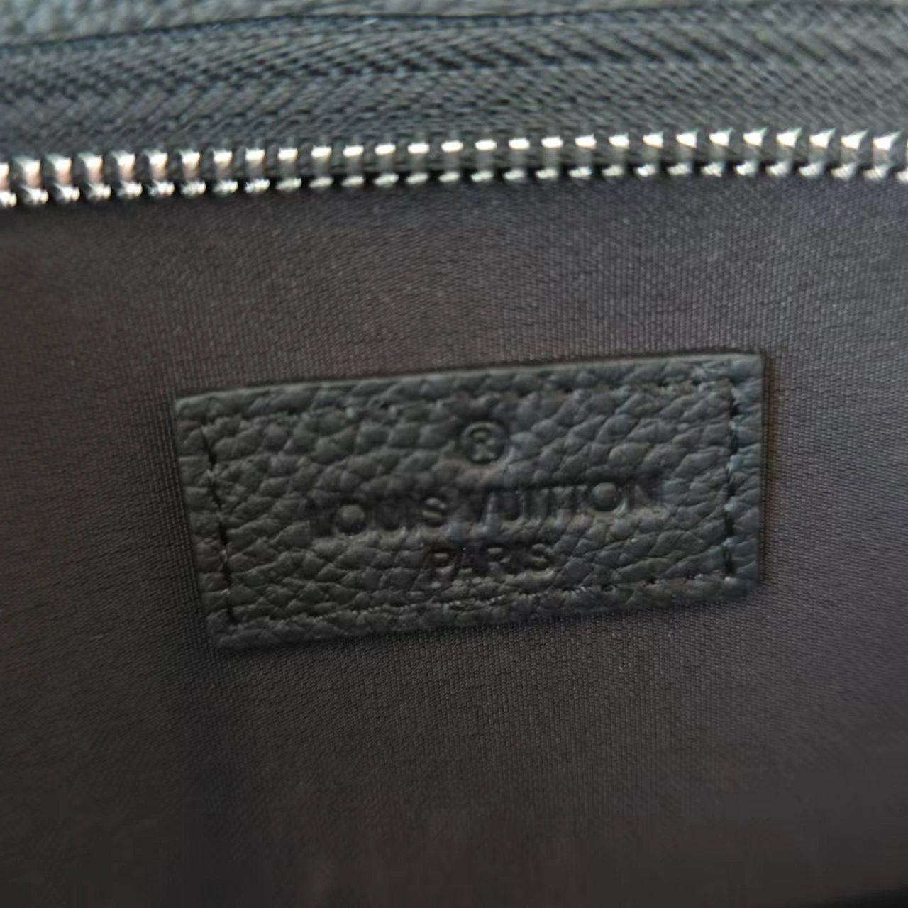 GoAnywhere Mens Louis Vuitton Clutch Bags 92720