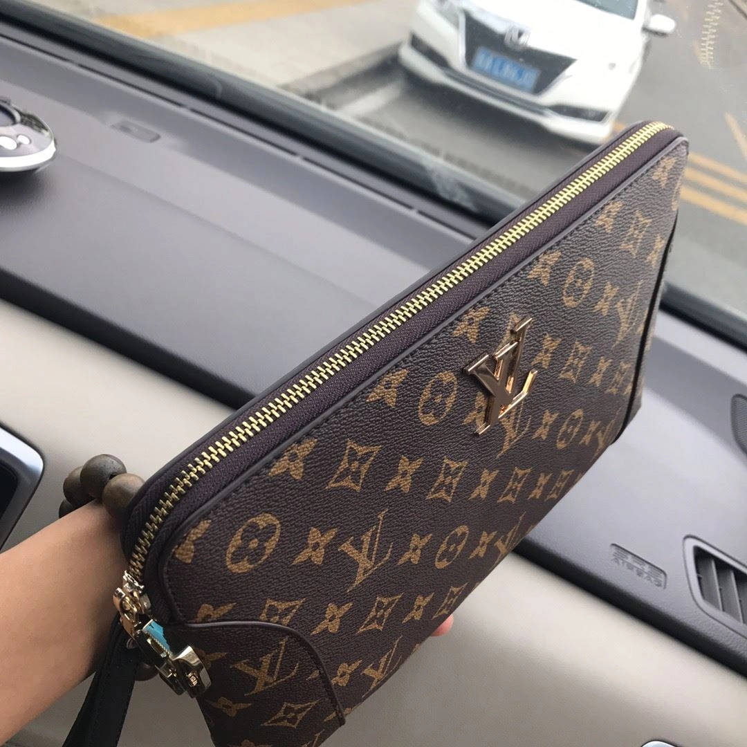 BestValue Mens Louis Vuitton Clutch Bags 92715