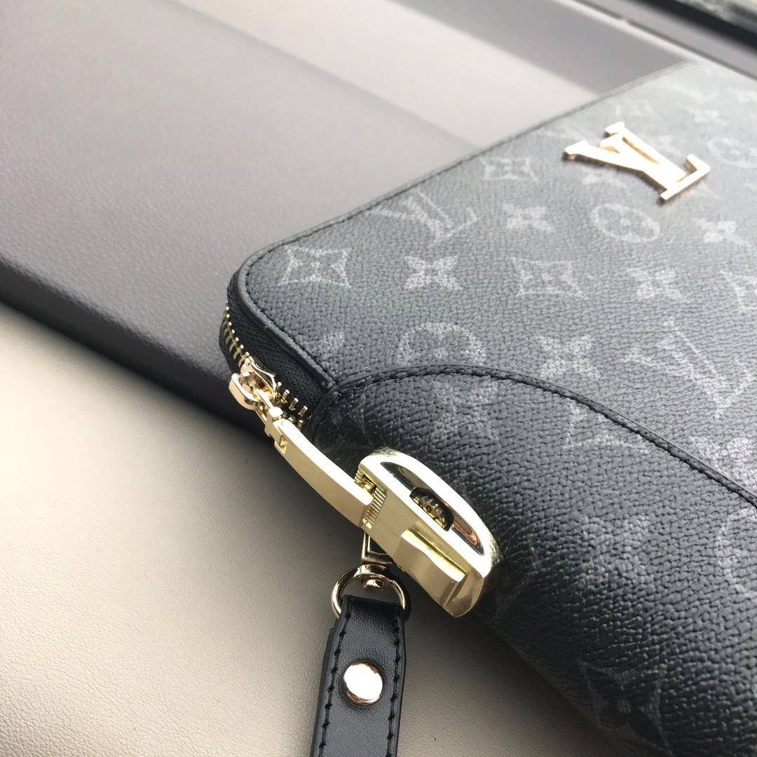 Mens Louis Vuitton Clutch Bags RelaxedFit 92721