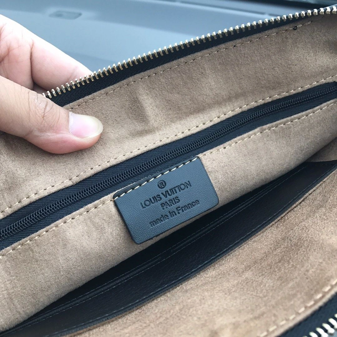 Mens Louis Vuitton Clutch Bags RelaxedFit 92721
