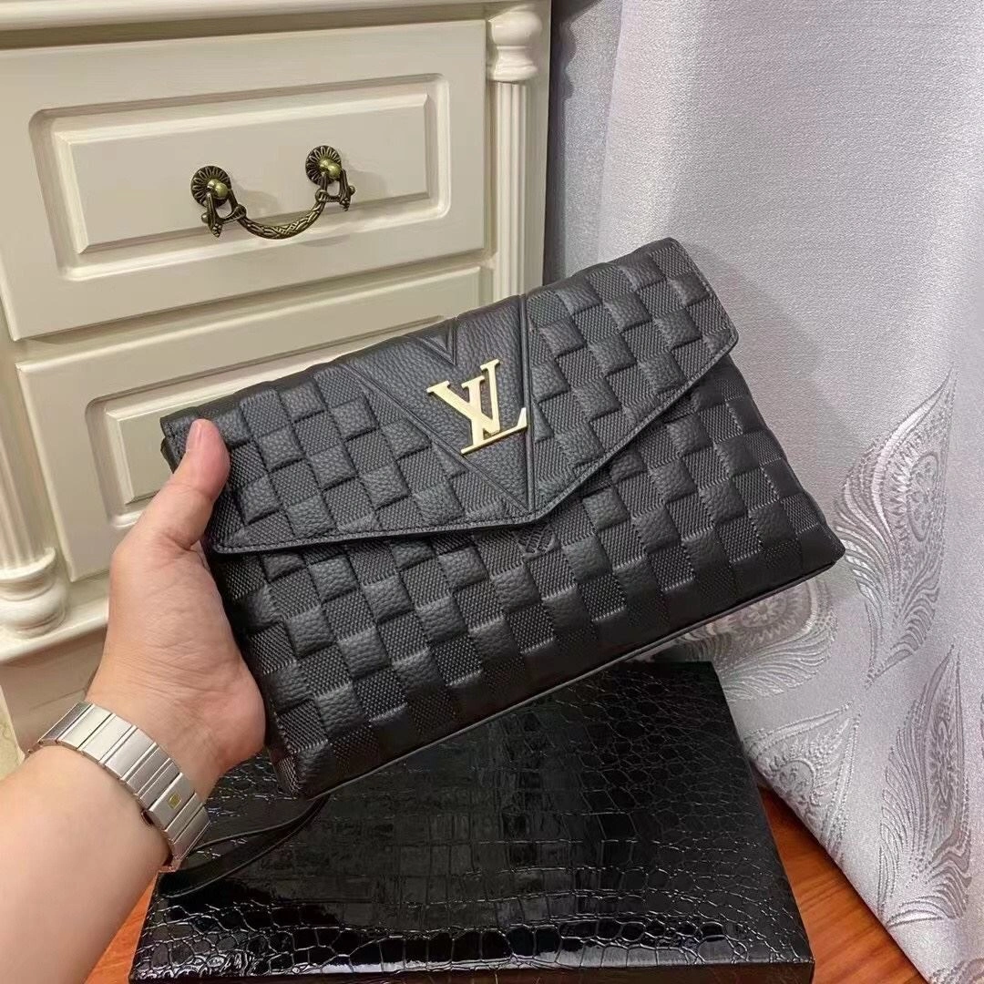 ZeroBulk Mens Louis Vuitton Clutch Bags 92741