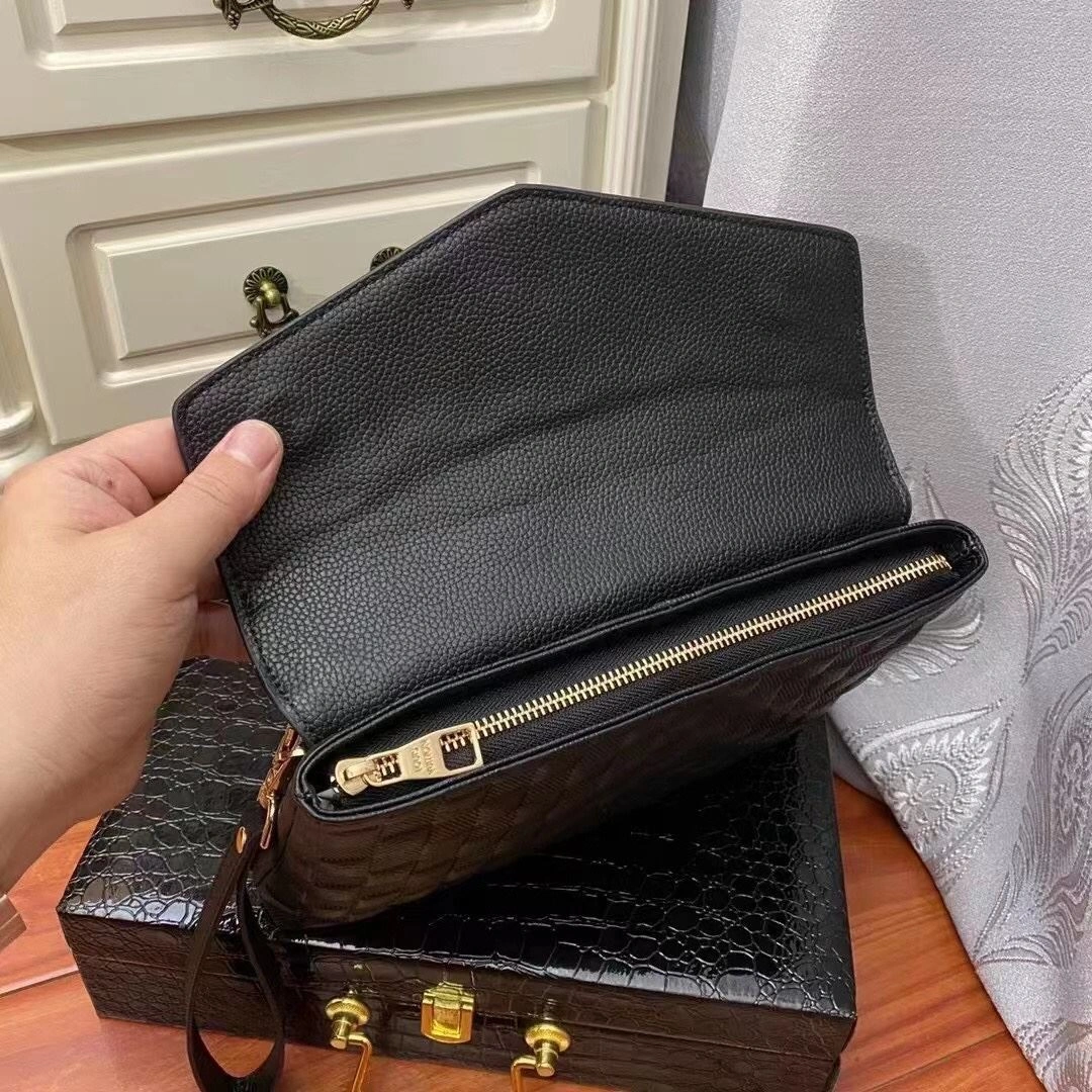 ZeroBulk Mens Louis Vuitton Clutch Bags 92741
