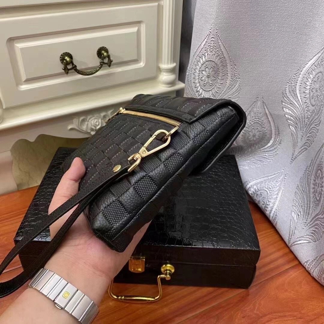 ZeroBulk Mens Louis Vuitton Clutch Bags 92741
