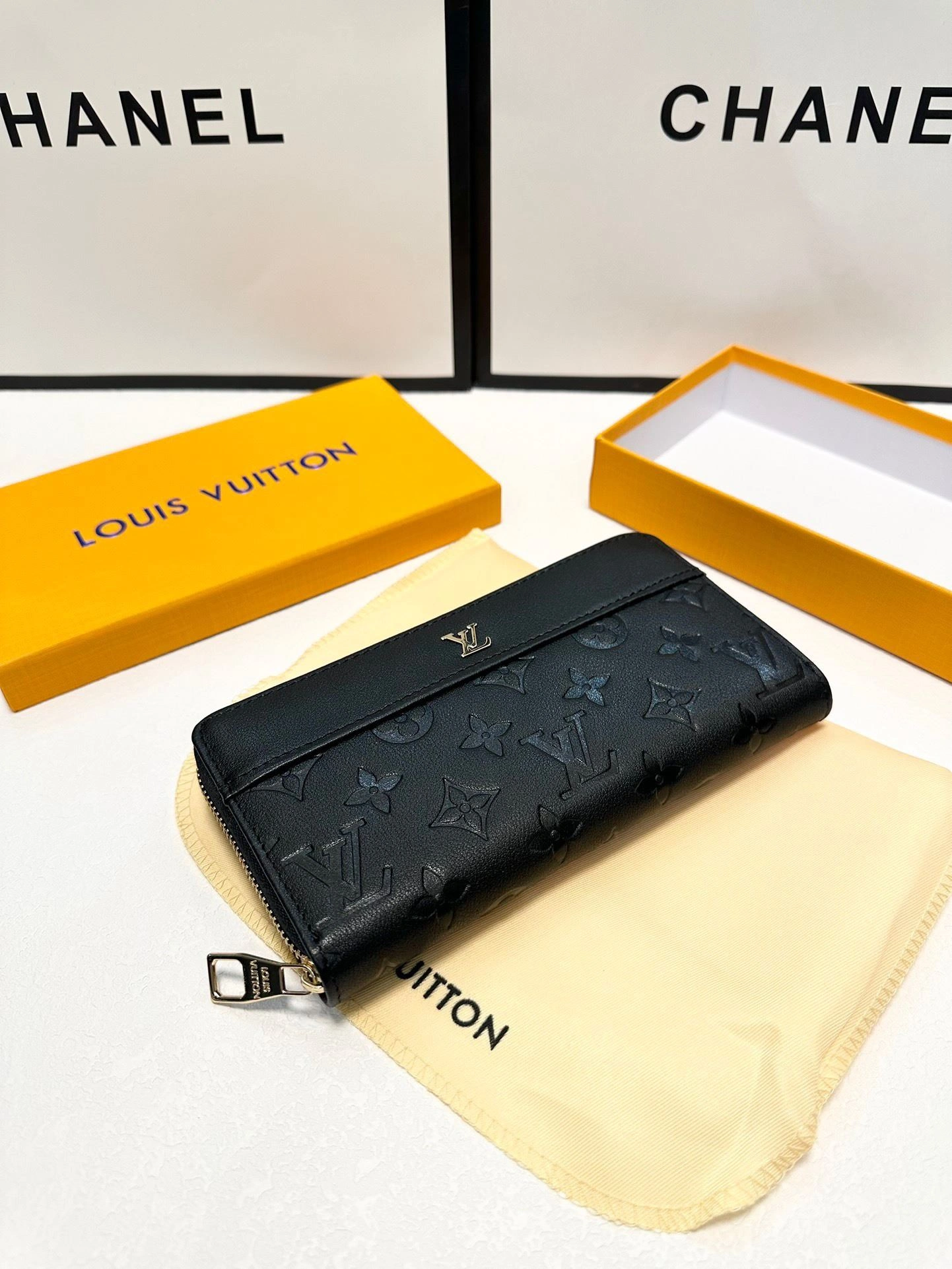 Modern Mens Louis Vuitton Clutch Bags 92723