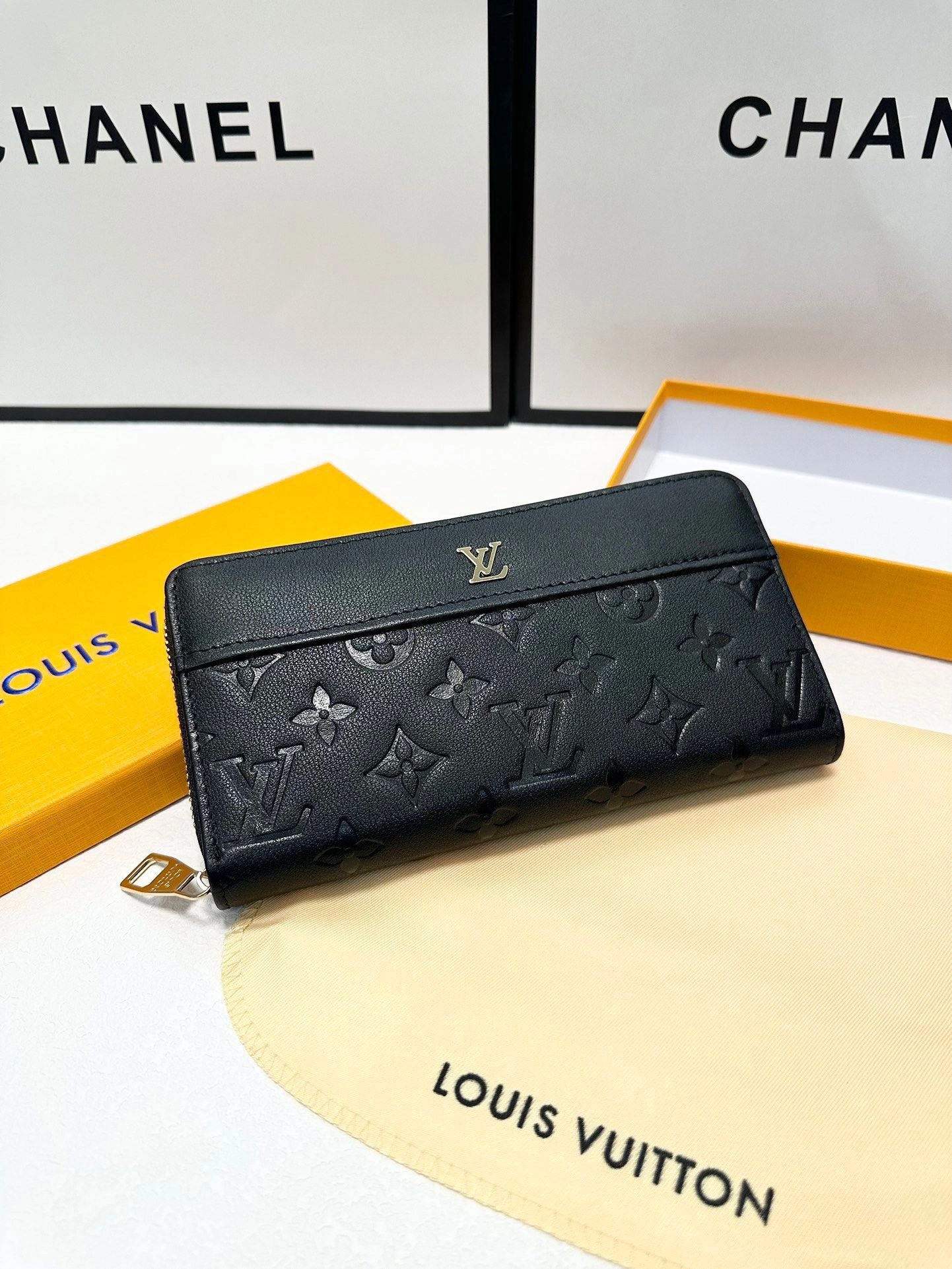 Modern Mens Louis Vuitton Clutch Bags 92723