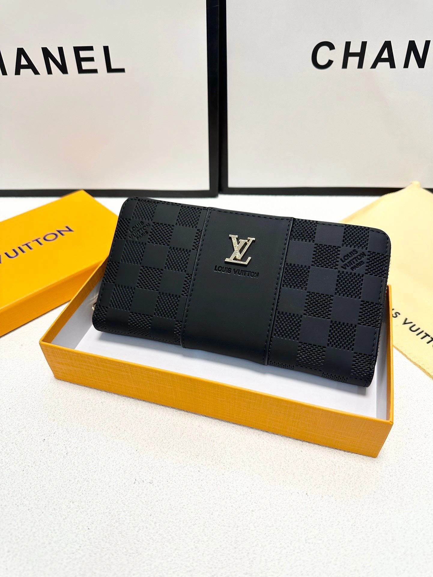 FreshLook Mens Louis Vuitton Clutch Bags 92724