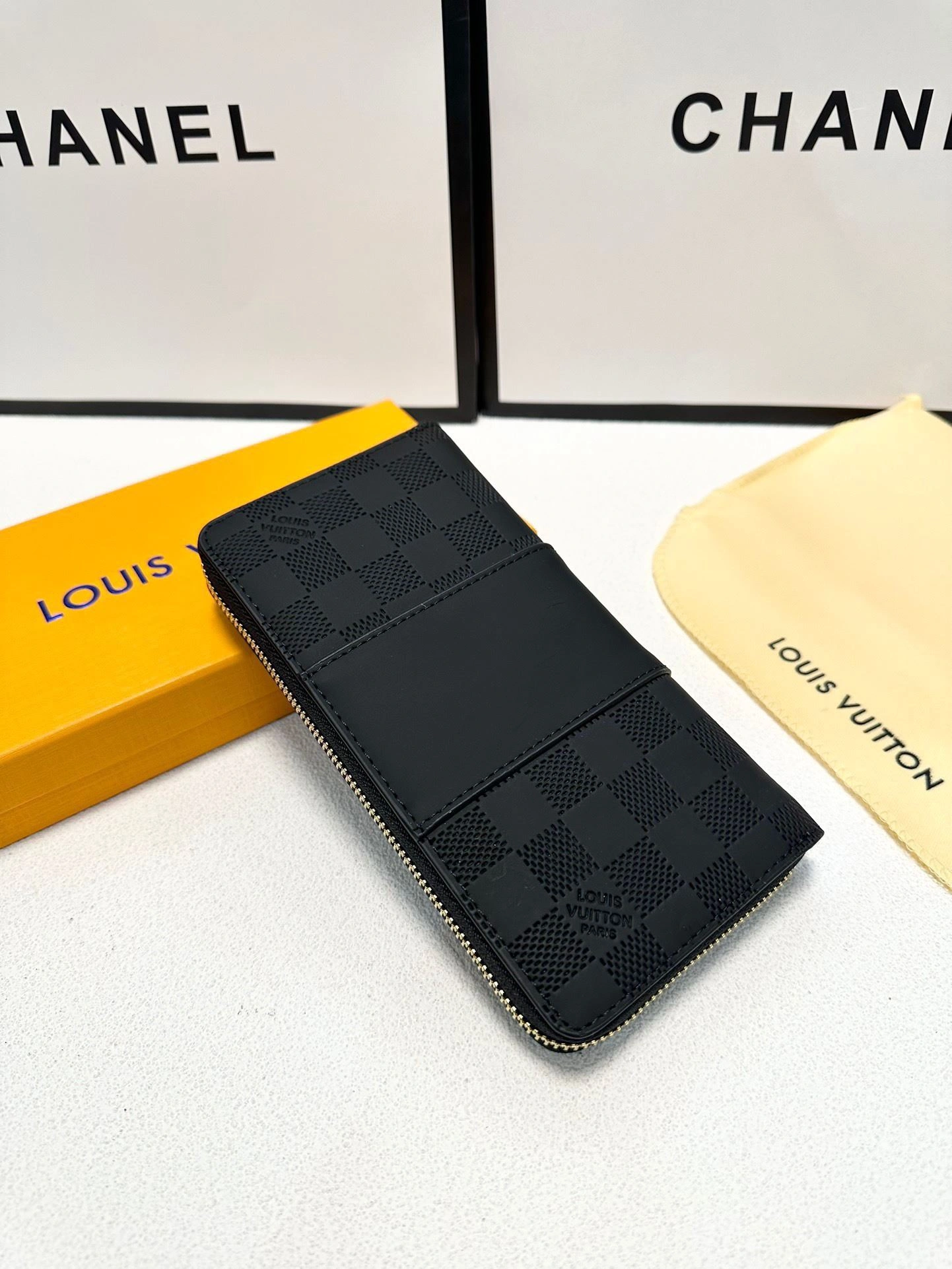 FreshLook Mens Louis Vuitton Clutch Bags 92724