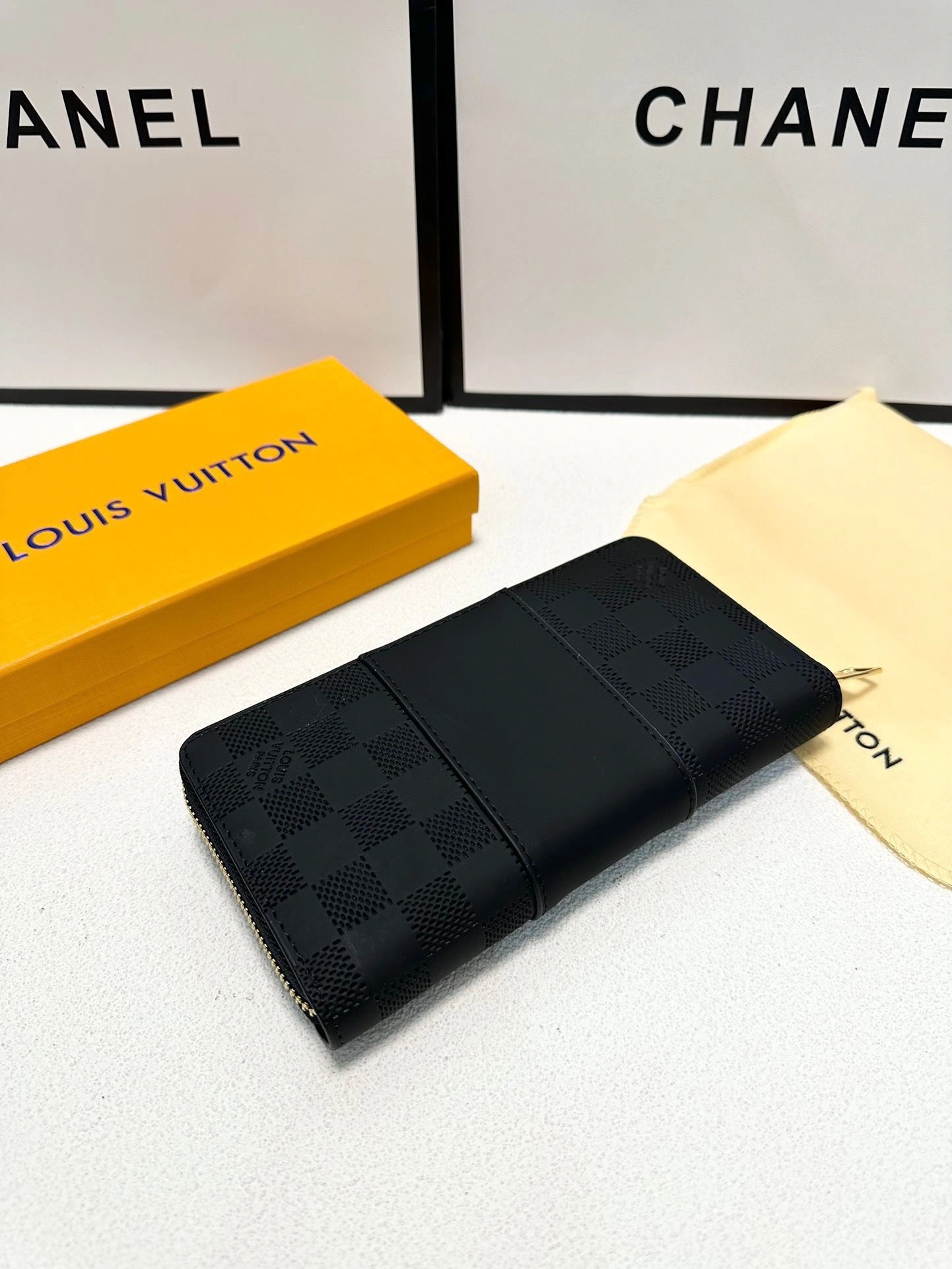 FreshLook Mens Louis Vuitton Clutch Bags 92724