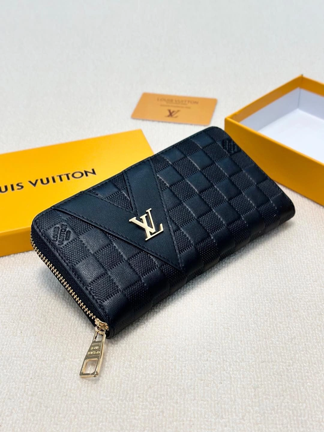 Mens Louis Vuitton Clutch Bags Classic 92704