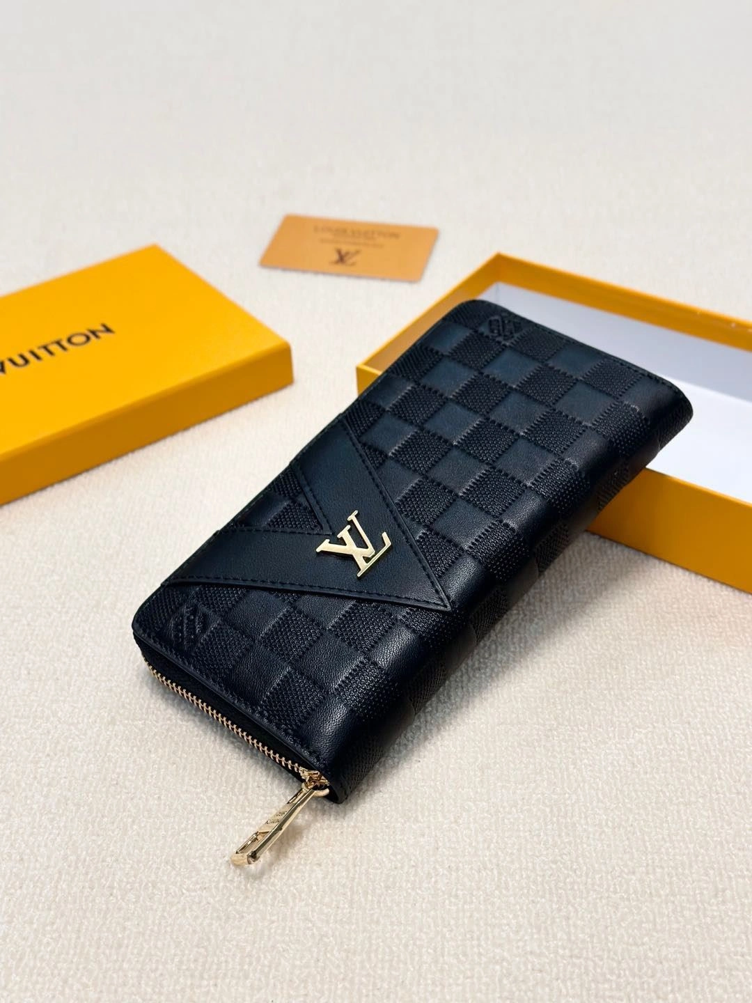 Mens Louis Vuitton Clutch Bags Classic 92704