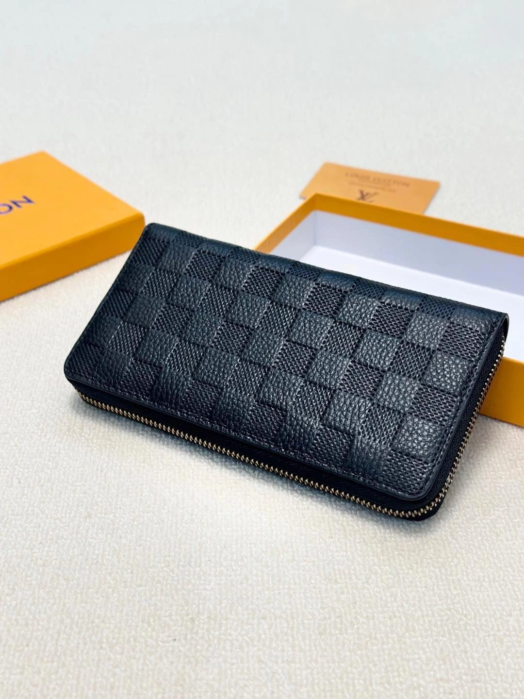 Mens Louis Vuitton Clutch Bags Unique 92708