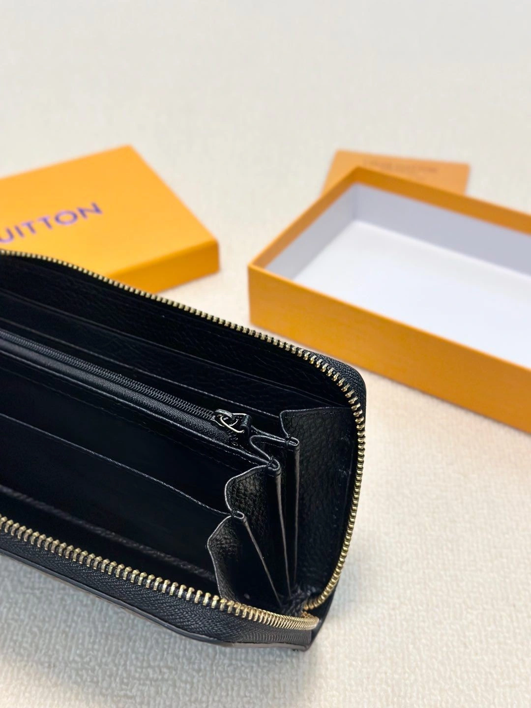 Mens Louis Vuitton Clutch Bags Unique 92708