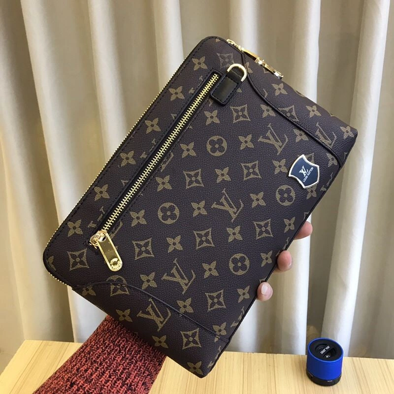 Breathable Mens Louis Vuitton Clutch Bags 92710