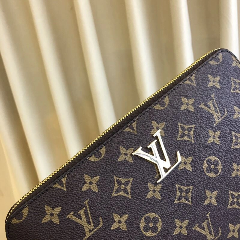Breathable Mens Louis Vuitton Clutch Bags 92710