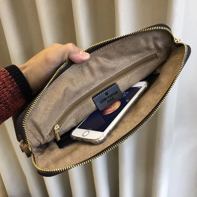 Breathable Mens Louis Vuitton Clutch Bags 92710