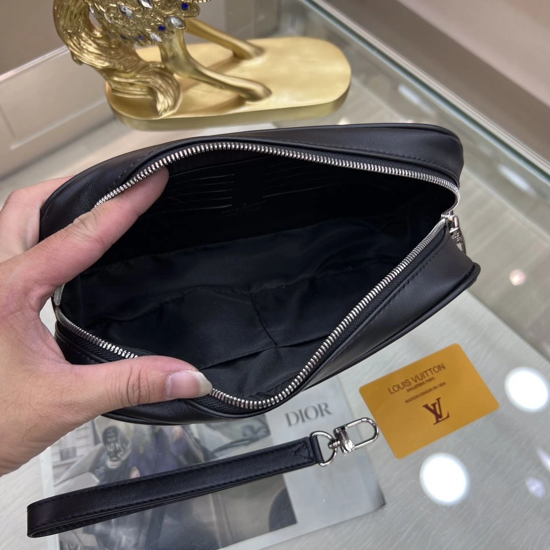 Mens Louis Vuitton Clutch Bags HighQuality 91734