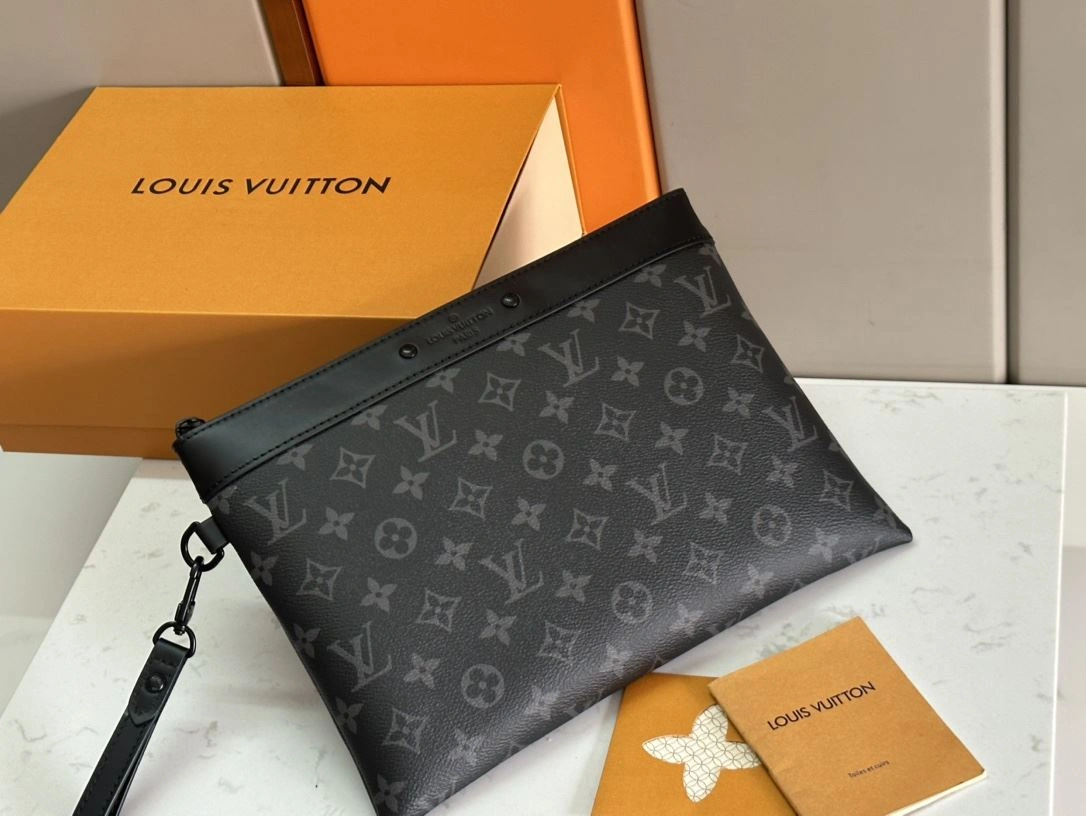 Mens Louis Vuitton Clutch Bags Packable 91740