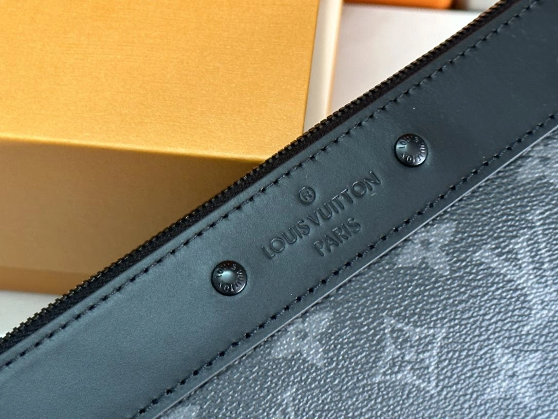 Mens Louis Vuitton Clutch Bags Packable 91740