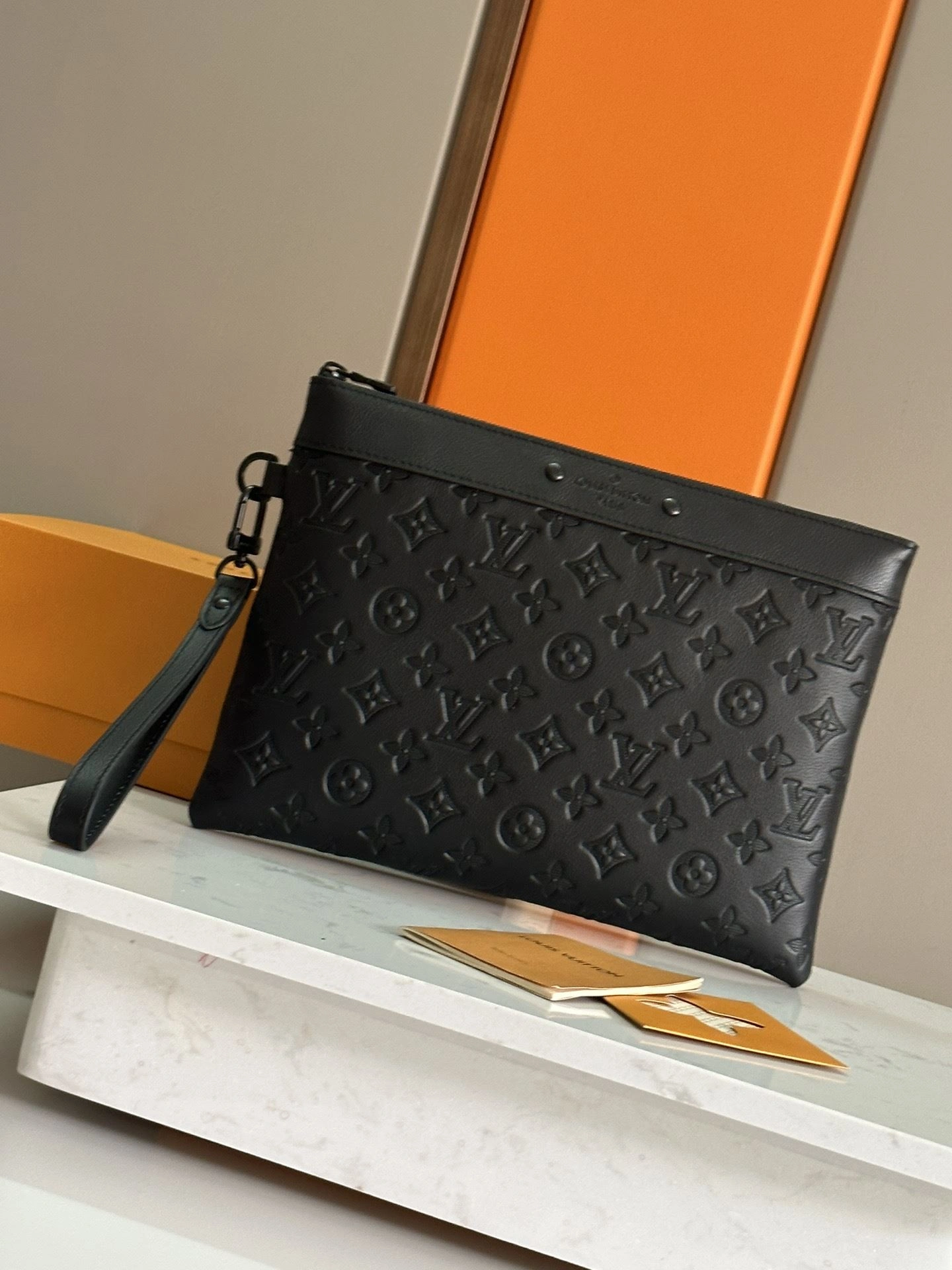 Mens Louis Vuitton Clutch Bags FreshLook 91773