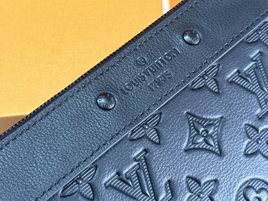 Mens Louis Vuitton Clutch Bags FreshLook 91773