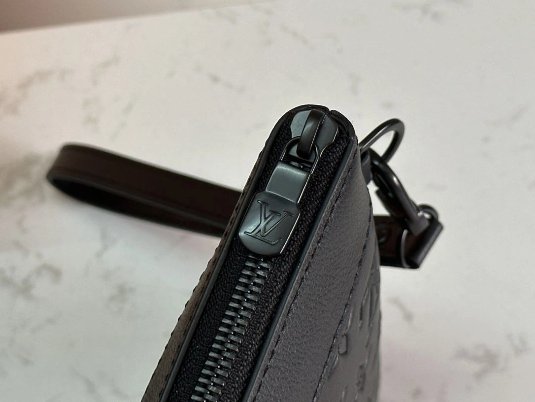 Mens Louis Vuitton Clutch Bags FreshLook 91773