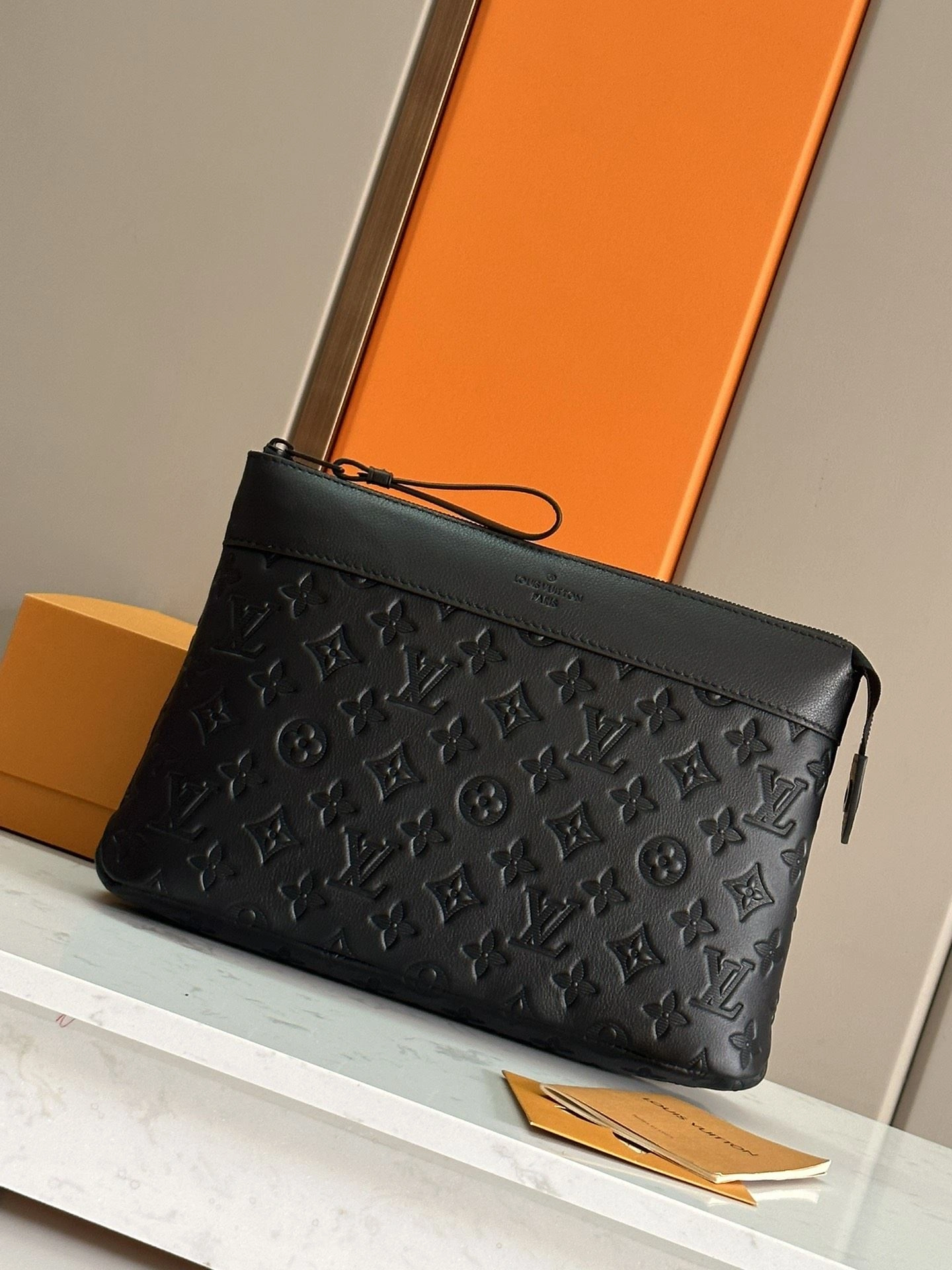 Mens Louis Vuitton Clutch Bags Effortless 91724