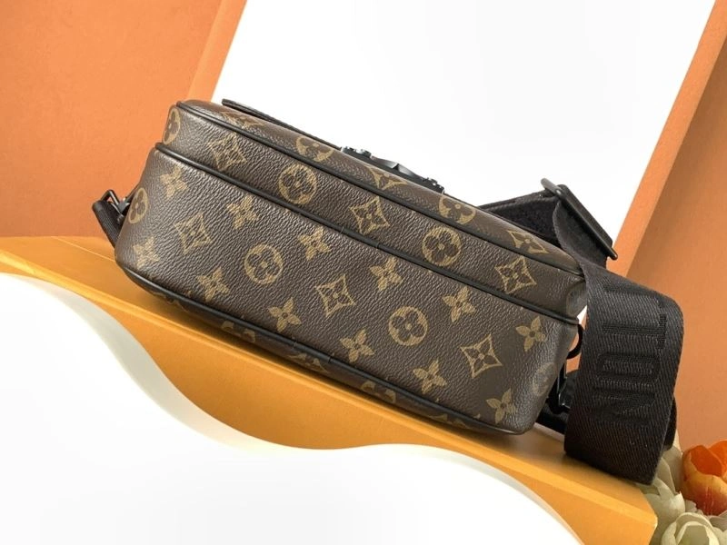Mens Louis Vuitton Satchel Bags SmartChoice 93725