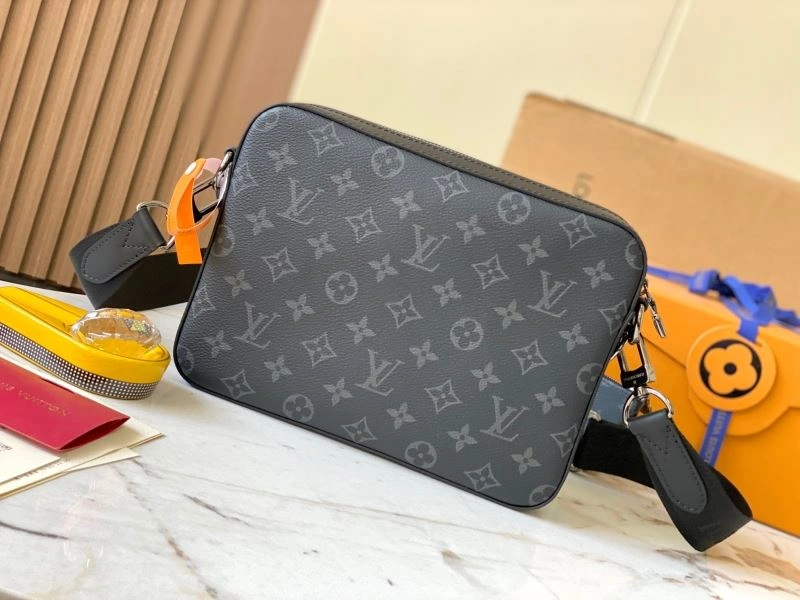 Mens Louis Vuitton Satchel Bags StreetReady 93381